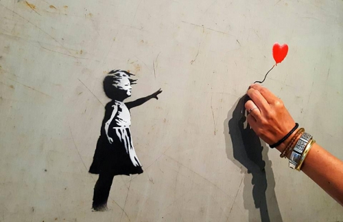 Netherlands - Amsterdam - Art of Banksy
